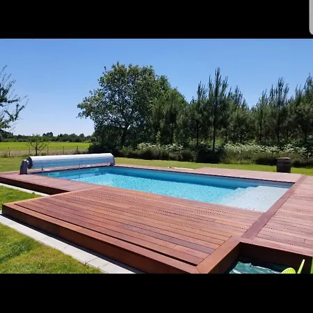 En Bordure De Foret Piscine Sans Vis-a-vis Mazerolles (Pyrenees-Atlantiques)
